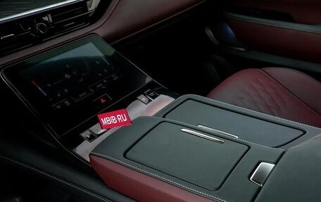 Infiniti QX80, 2025 год, 12 798 000 рублей, 13 фотография