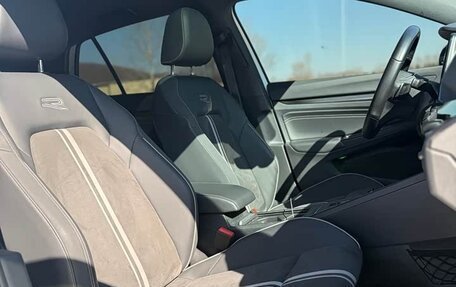 Volkswagen Golf VIII, 2022 год, 1 950 999 рублей, 15 фотография