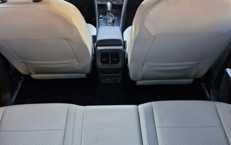 Volkswagen Tiguan II, 2021 год, 3 300 000 рублей, 2 фотография