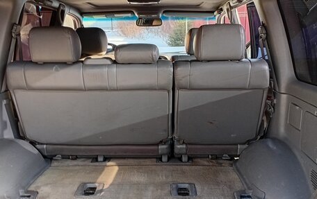 Toyota Land Cruiser 100 рестайлинг 2, 2002 год, 2 100 000 рублей, 11 фотография