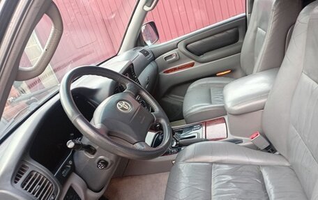 Toyota Land Cruiser 100 рестайлинг 2, 2002 год, 2 100 000 рублей, 7 фотография