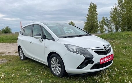 Opel Zafira C рестайлинг, 2013 год, 1 499 000 рублей, 2 фотография