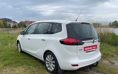 Opel Zafira C рестайлинг, 2013 год, 1 499 000 рублей, 4 фотография