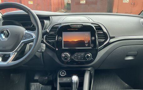 Renault Kaptur I рестайлинг, 2020 год, 1 890 000 рублей, 9 фотография