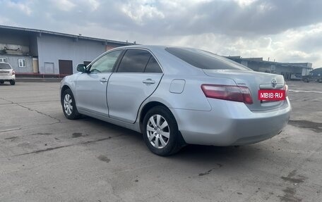 Toyota Camry, 2007 год, 970 000 рублей, 4 фотография