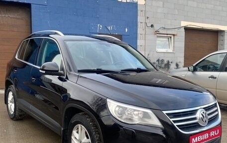 Volkswagen Tiguan I, 2011 год, 1 058 000 рублей, 1 фотография