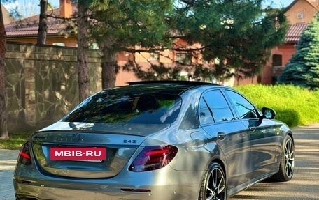 Mercedes-Benz E-Класс AMG, 2018 год, 5 300 000 рублей, 3 фотография