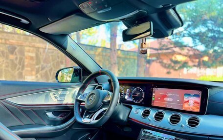 Mercedes-Benz E-Класс AMG, 2018 год, 5 300 000 рублей, 10 фотография