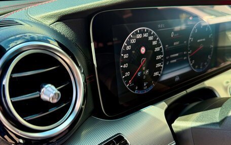 Mercedes-Benz E-Класс AMG, 2018 год, 5 300 000 рублей, 22 фотография