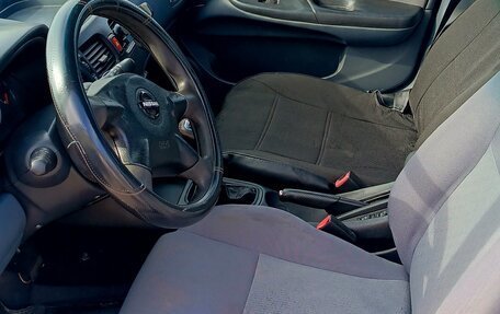 Nissan Almera, 2004 год, 220 000 рублей, 6 фотография