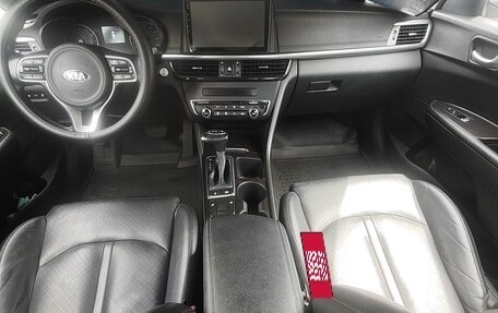 KIA Optima IV, 2016 год, 1 750 000 рублей, 10 фотография