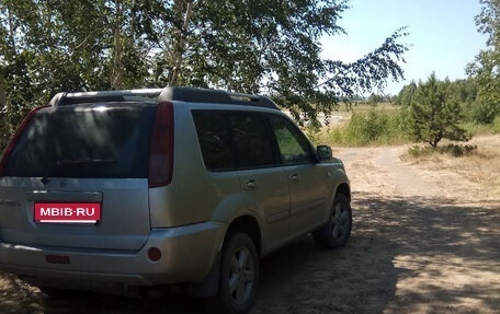 Nissan X-Trail, 2005 год, 650 000 рублей, 3 фотография