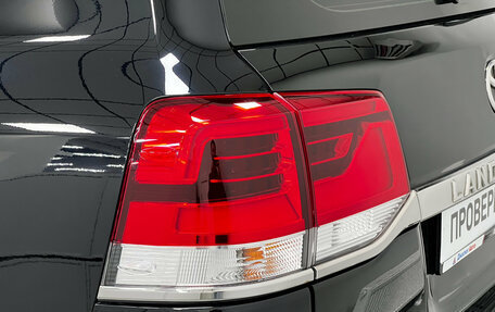 Toyota Land Cruiser 200, 2016 год, 4 999 000 рублей, 8 фотография