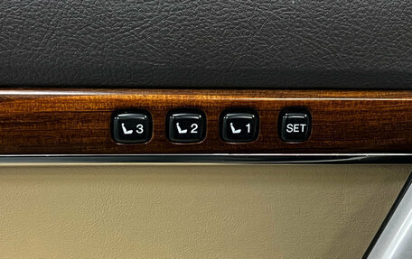 Toyota Land Cruiser 200, 2016 год, 4 999 000 рублей, 11 фотография