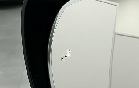 Toyota Land Cruiser 200, 2016 год, 4 999 000 рублей, 9 фотография