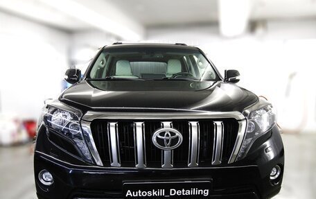 Toyota Land Cruiser Prado 150 рестайлинг 2, 2016 год, 3 800 000 рублей, 3 фотография