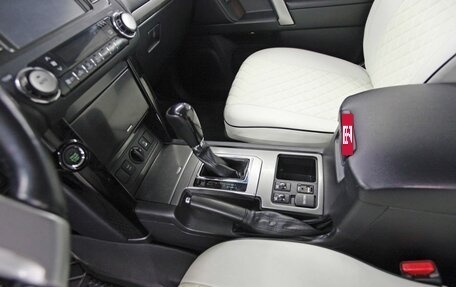Toyota Land Cruiser Prado 150 рестайлинг 2, 2016 год, 3 800 000 рублей, 11 фотография