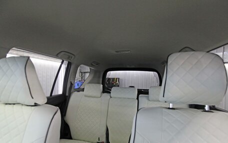 Toyota Land Cruiser Prado 150 рестайлинг 2, 2016 год, 3 800 000 рублей, 12 фотография