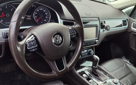 Volkswagen Touareg III, 2015 год, 3 290 000 рублей, 9 фотография