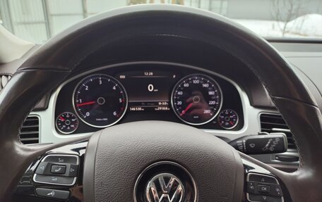 Volkswagen Touareg III, 2015 год, 3 290 000 рублей, 5 фотография