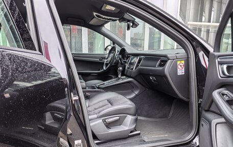 Porsche Macan I рестайлинг, 2016 год, 4 500 000 рублей, 11 фотография