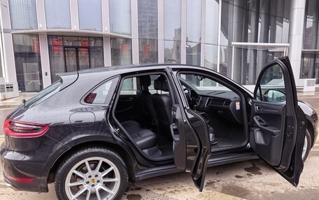 Porsche Macan I рестайлинг, 2016 год, 4 500 000 рублей, 9 фотография