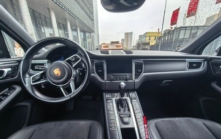 Porsche Macan I рестайлинг, 2016 год, 4 500 000 рублей, 5 фотография