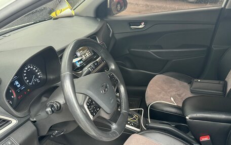 Hyundai Solaris II рестайлинг, 2018 год, 1 450 000 рублей, 8 фотография