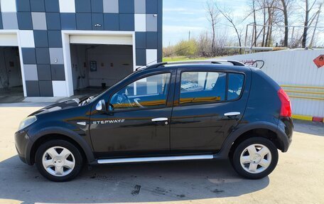 Renault Sandero I, 2012 год, 550 000 рублей, 2 фотография