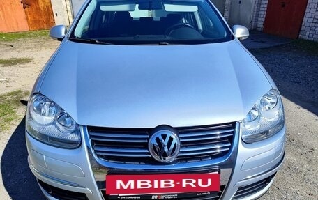Volkswagen Jetta VI, 2008 год, 740 000 рублей, 22 фотография