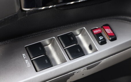 Toyota Land Cruiser 200, 2013 год, 4 199 000 рублей, 8 фотография