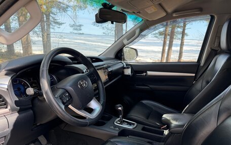 Toyota Hilux VIII, 2016 год, 3 100 000 рублей, 6 фотография