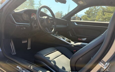 Porsche 911, 2023 год, 31 650 000 рублей, 12 фотография