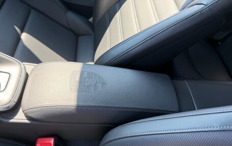 Porsche 911, 2023 год, 31 650 000 рублей, 15 фотография