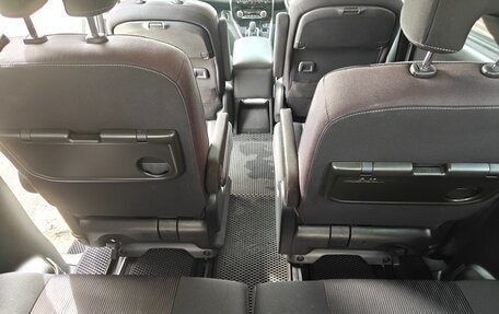 Nissan Serena IV, 2018 год, 2 450 000 рублей, 16 фотография