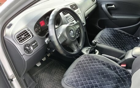 Volkswagen Polo VI (EU Market), 2012 год, 850 000 рублей, 5 фотография