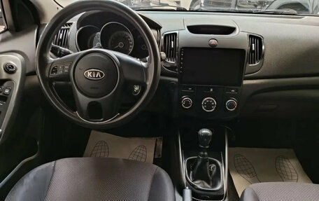 KIA Cerato III, 2010 год, 640 000 рублей, 10 фотография