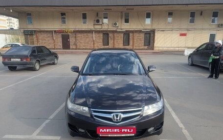Honda Accord VII рестайлинг, 2006 год, 1 000 000 рублей, 1 фотография