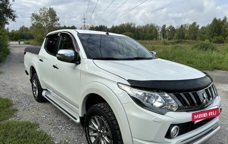 Mitsubishi L200 IV рестайлинг, 2017 год, 2 585 000 рублей, 3 фотография