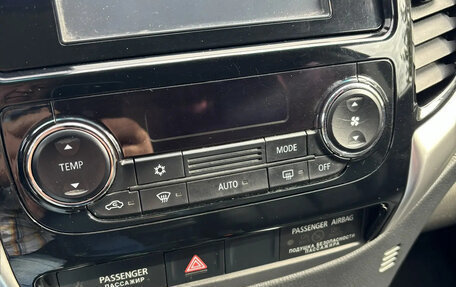 Mitsubishi L200 IV рестайлинг, 2017 год, 2 585 000 рублей, 21 фотография