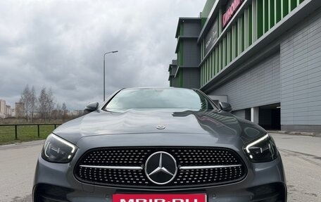 Mercedes-Benz E-Класс, 2021 год, 5 500 000 рублей, 4 фотография