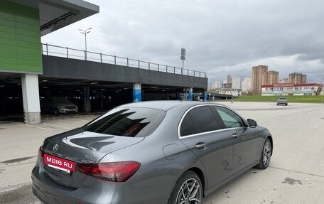 Mercedes-Benz E-Класс, 2021 год, 5 500 000 рублей, 10 фотография