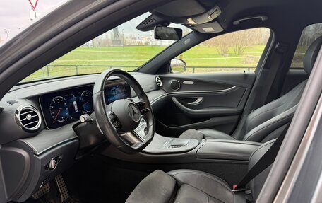 Mercedes-Benz E-Класс, 2021 год, 5 500 000 рублей, 15 фотография