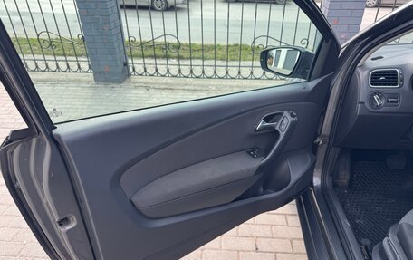 Volkswagen Polo VI (EU Market), 2010 год, 585 000 рублей, 12 фотография