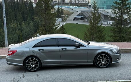 Mercedes-Benz CLS, 2011 год, 1 780 000 рублей, 2 фотография