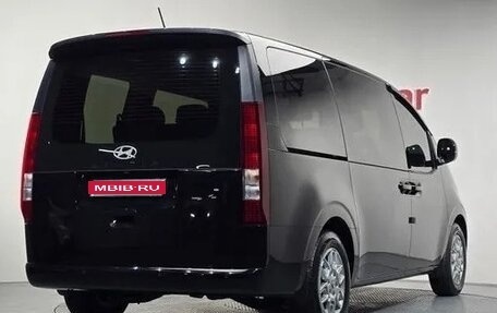 Hyundai Staria, 2025 год, 1 фотография