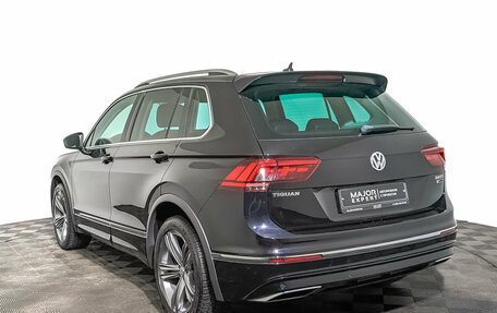 Volkswagen Tiguan II, 2018 год, 3 200 000 рублей, 7 фотография