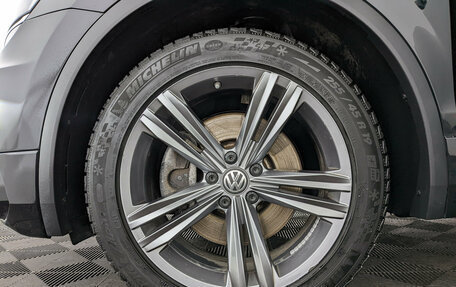 Volkswagen Tiguan II, 2018 год, 3 200 000 рублей, 12 фотография