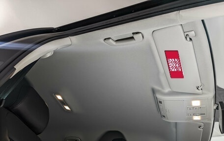 Volkswagen Tiguan II, 2018 год, 3 200 000 рублей, 23 фотография