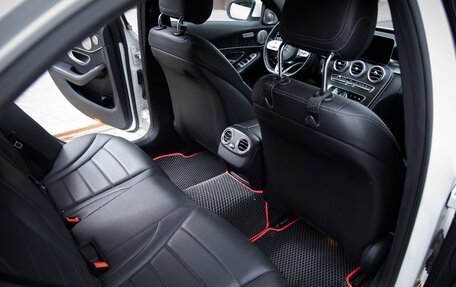 Mercedes-Benz C-Класс, 2018 год, 2 500 000 рублей, 10 фотография